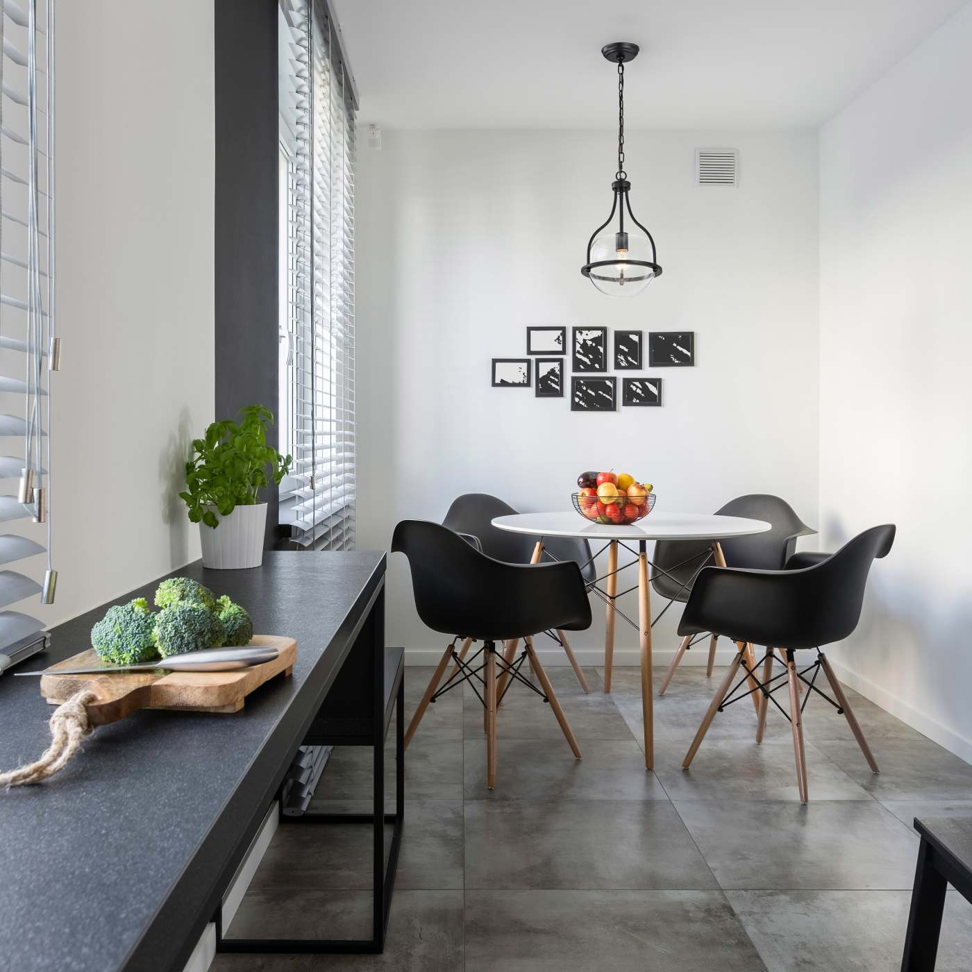 AMADO 1 LIGHT 10" PENDANT - 60-7817