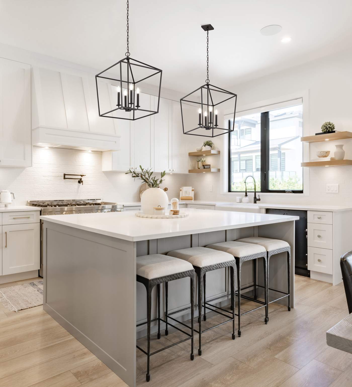 EMMA 4LT SM PENDANT - 60-7941