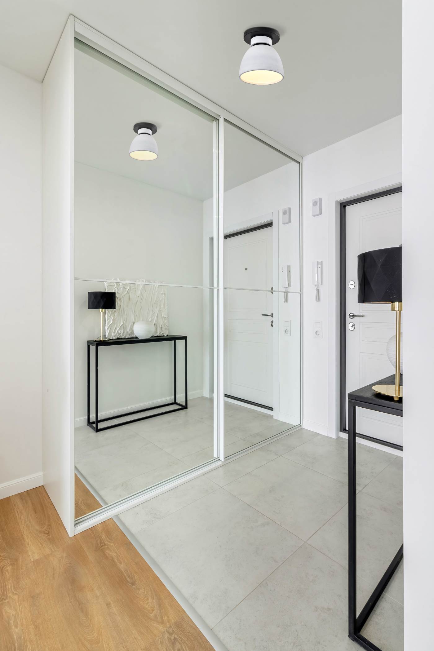 COLLINS 8" CERAMIC FLUSH MOUNT - 60-8011