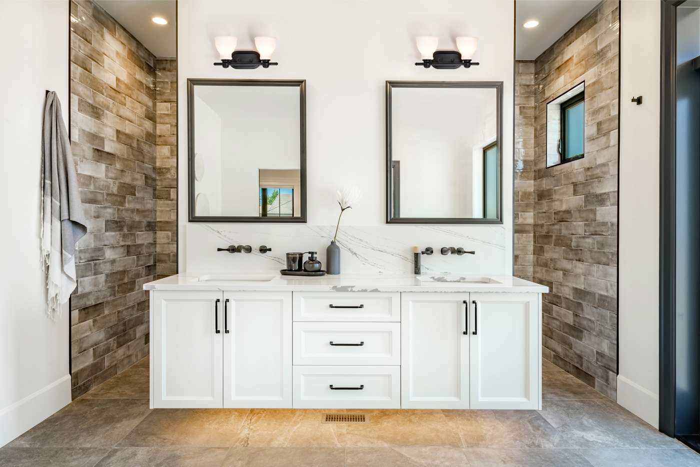 RUSSEL 2 LIGHT VANITY - 60-8022