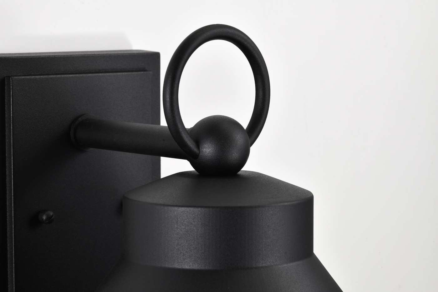 WILTON 1 LIGHT LG WALL LANTERN - 60-8103