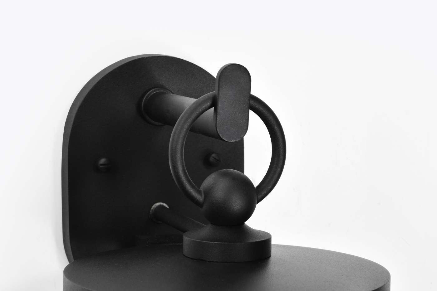 BROADSTONE 2 LT LG WALL LANT - 60-8113