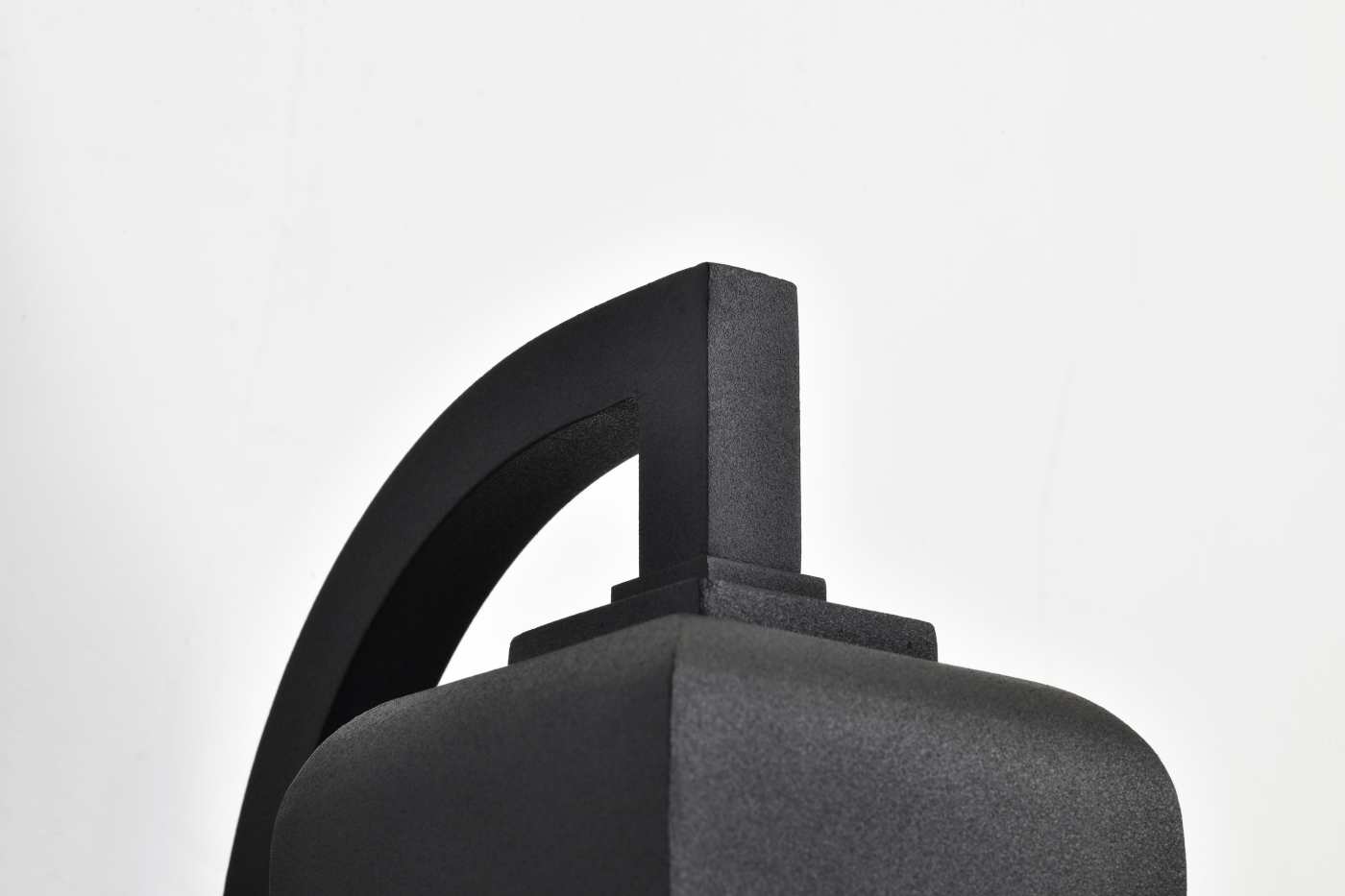 LAWRENCE 1 LT MD WALL LANTERN - 60-8132