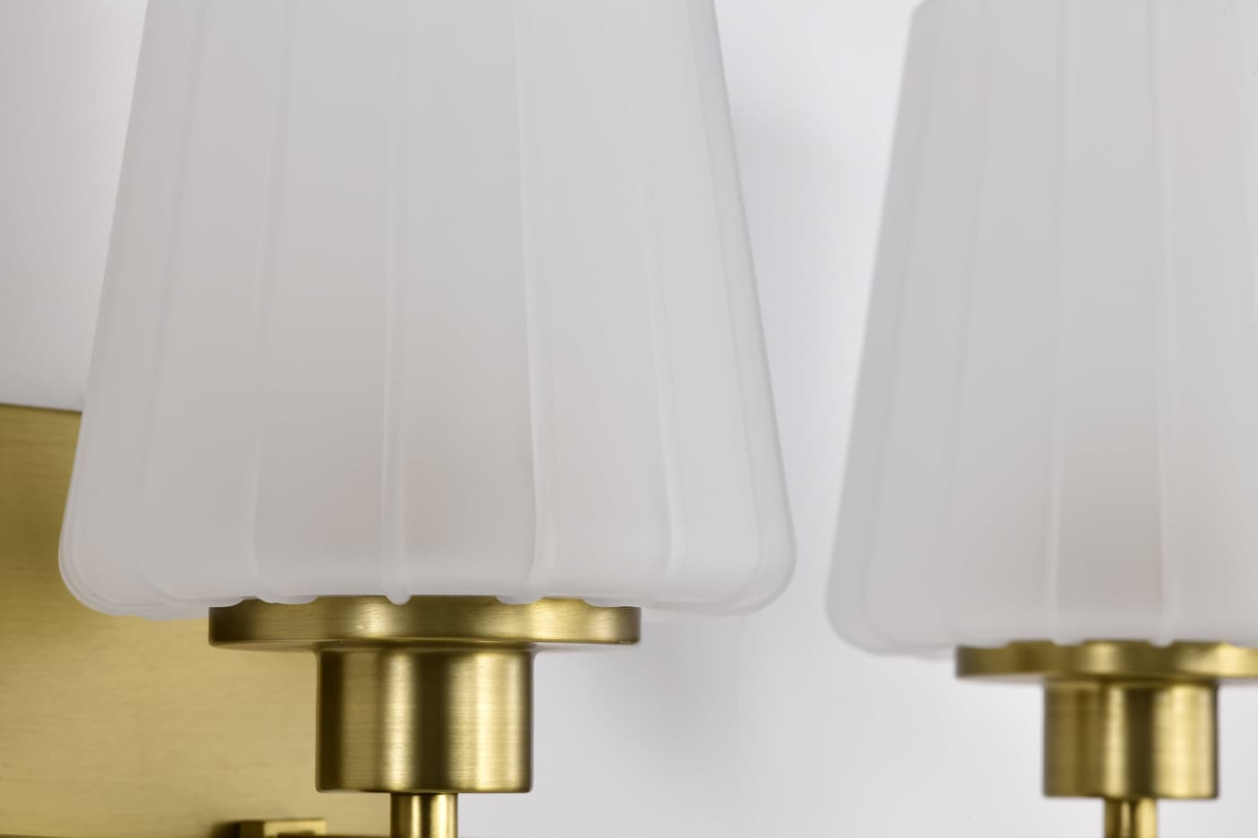 LUNE 3 LIGHT VANITY - 60-8233