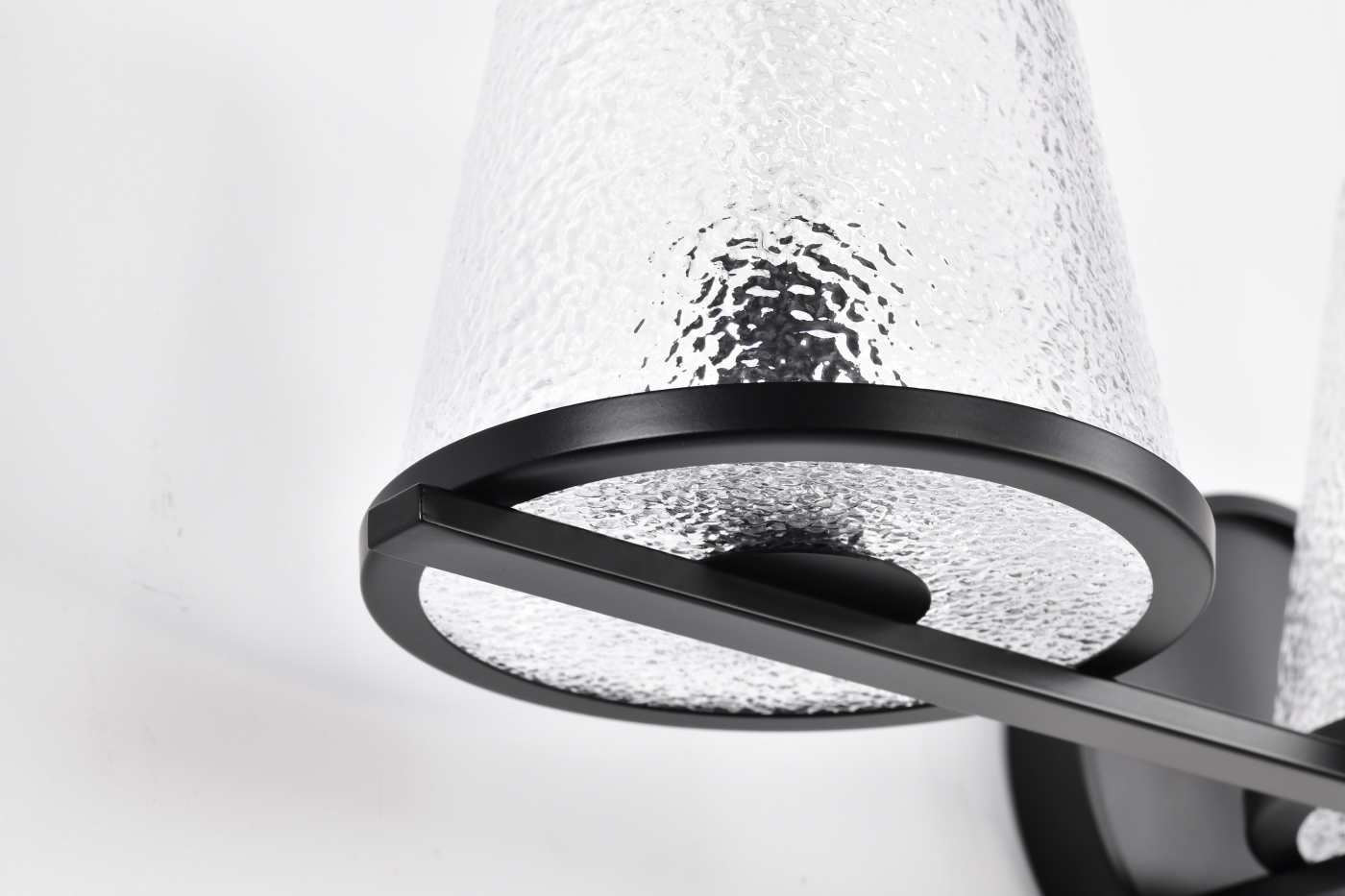 VALENTINE 3 LIGHT VANTIY - 60-8253