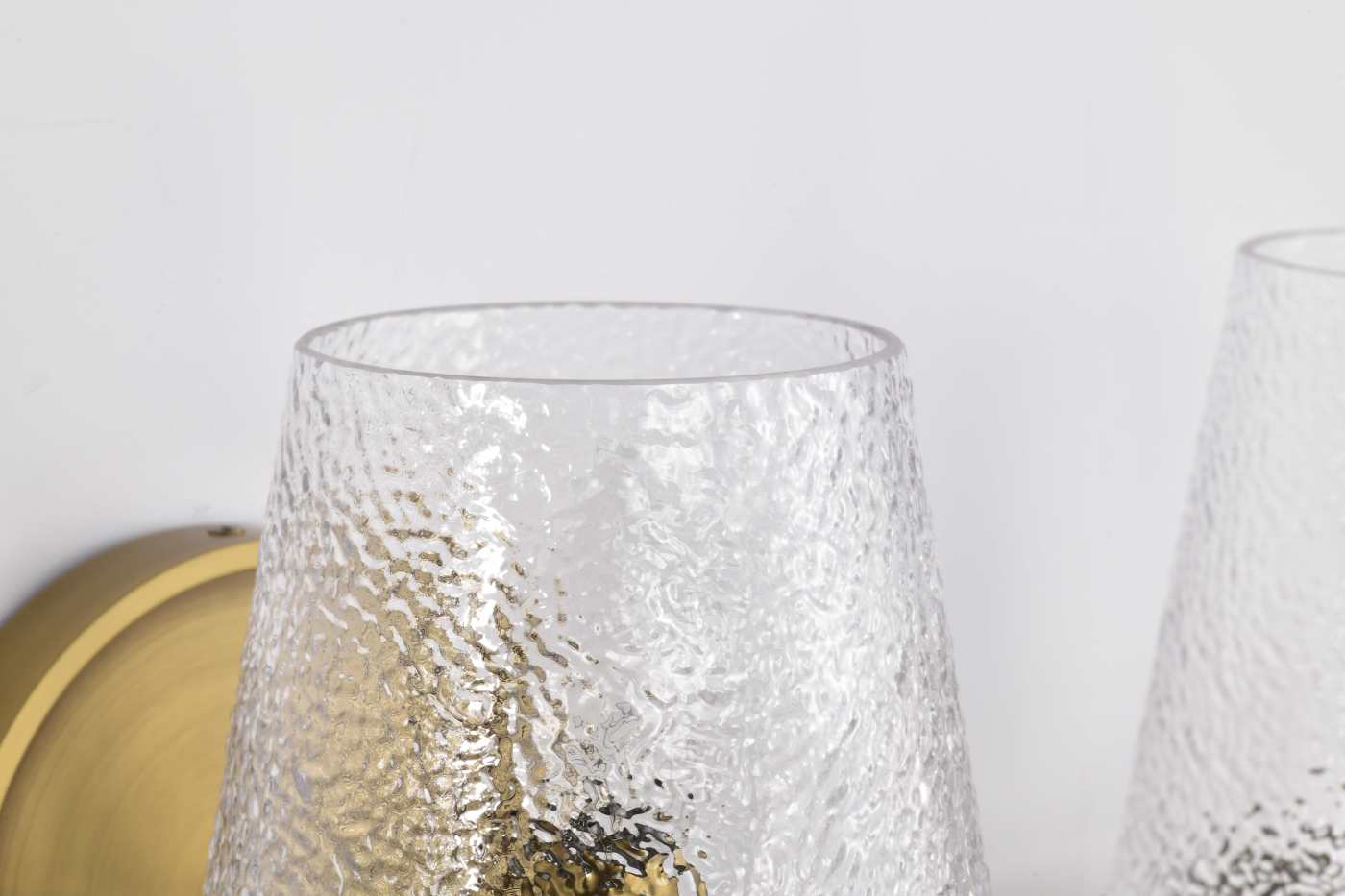 VALENTINE 3 LIGHT VANTIY - 60-8263