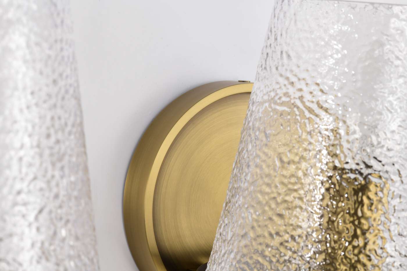 VALENTINE 3 LIGHT VANTIY - 60-8263