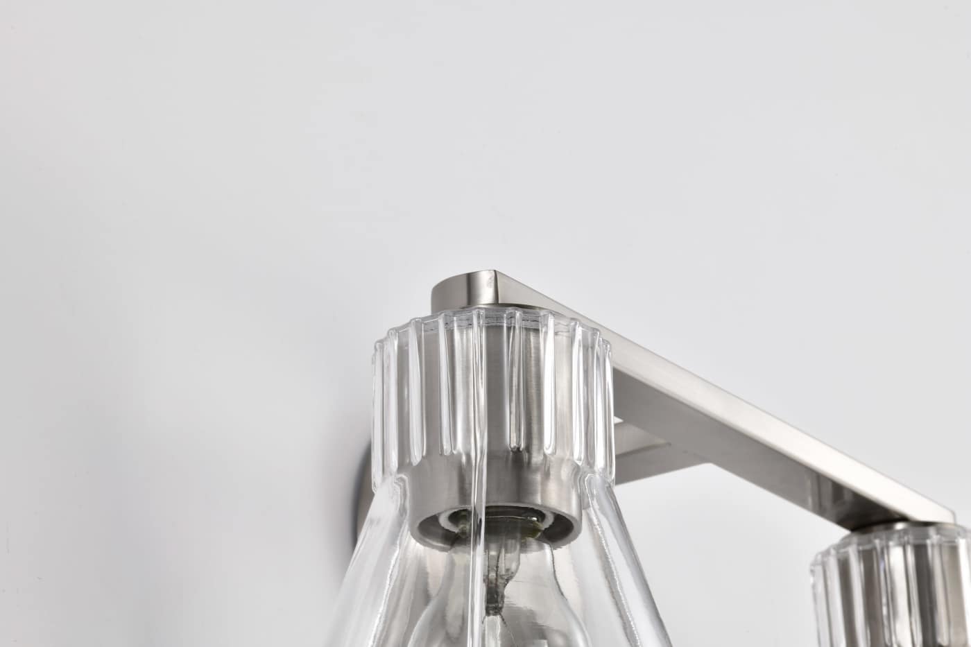 GIANNA 2 LIGHT VANITY - 60-8332