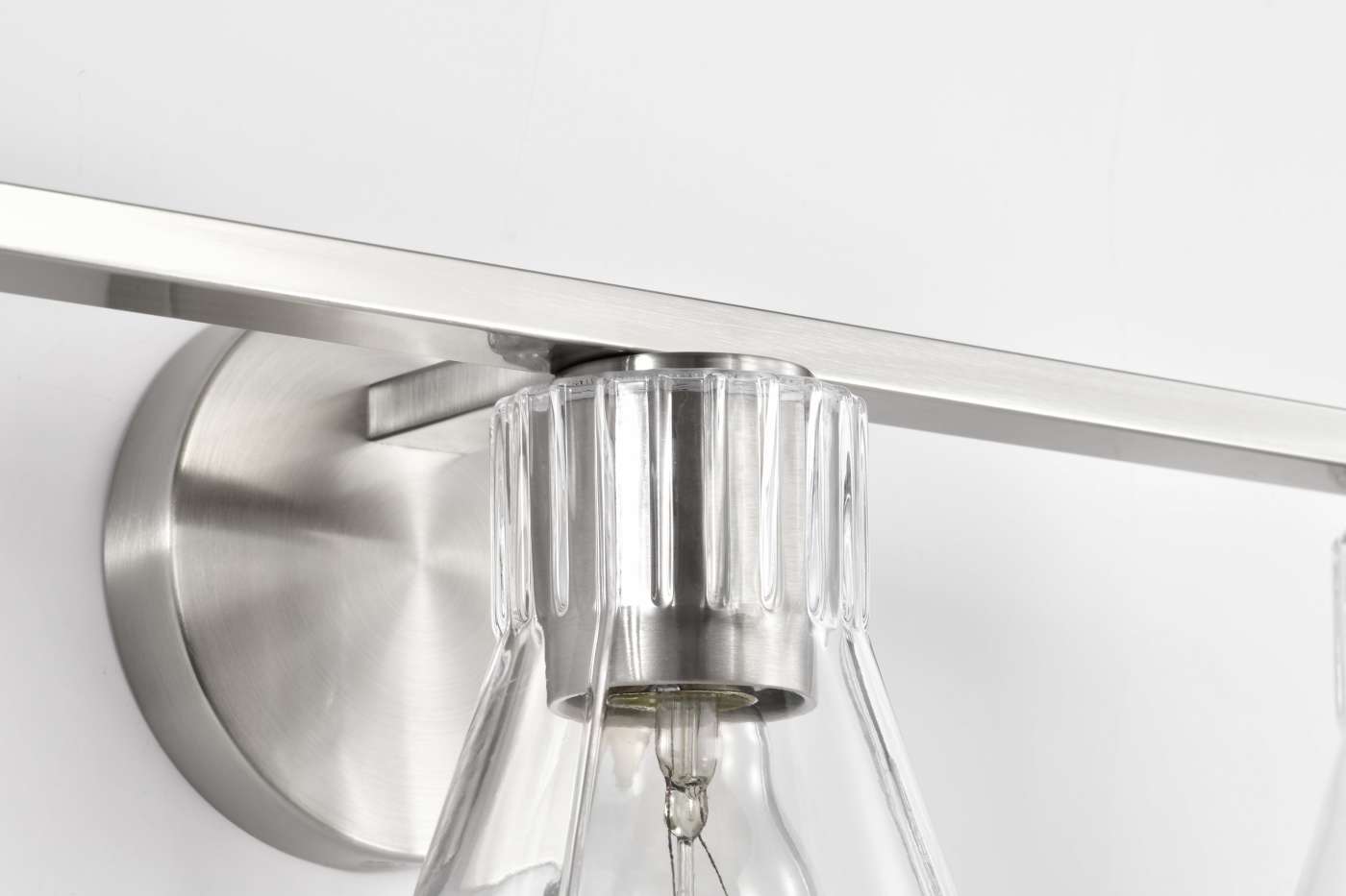 GIANNA 3 LIGHT VANITY - 60-8333