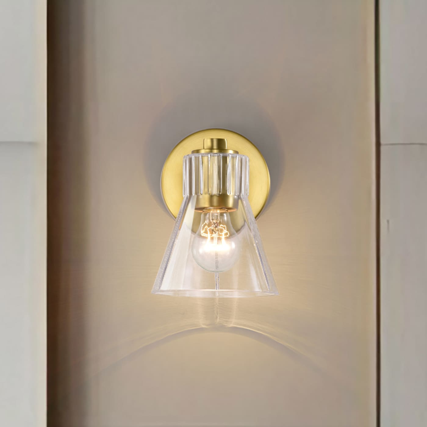 GIANNA 1 LIGHT VANITY - 60-8341