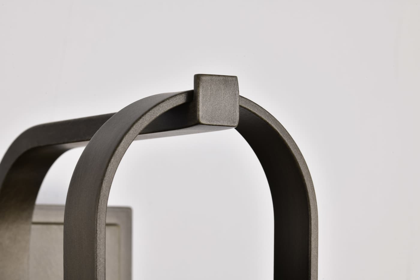 RIDGE MED OUTDOOR LANTERN BRZ - 60-8531