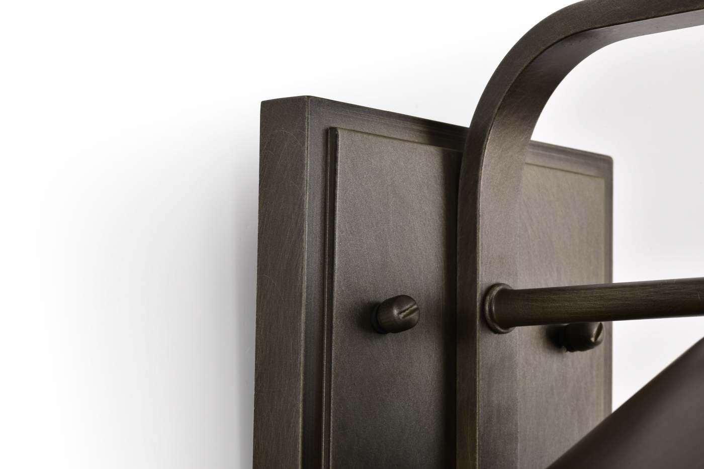 RIDGE MED OUTDOOR LANTERN BRZ - 60-8531