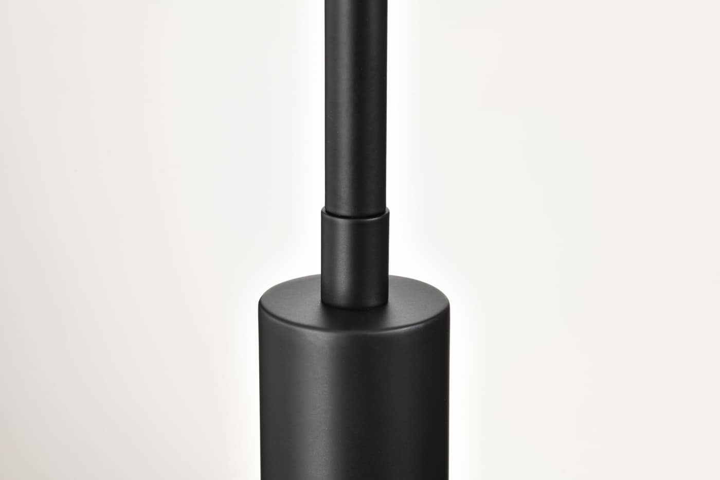 GRAYSON LARGE PENDANT - 60-8607