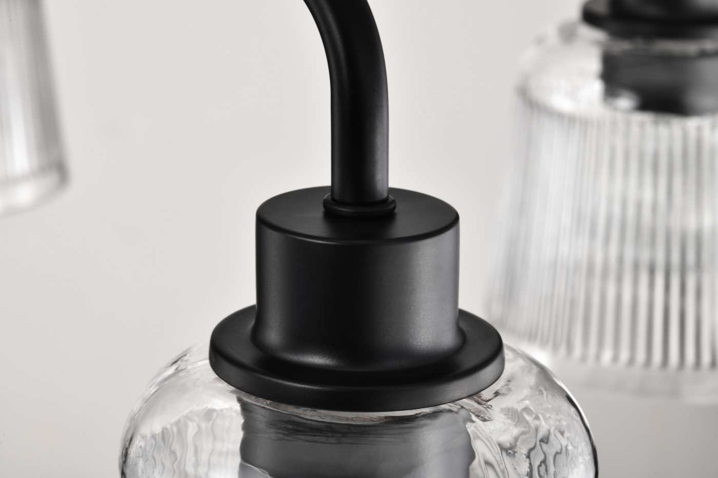 GRAYSON 5 LIGHT CHANDELIER - 60-8611