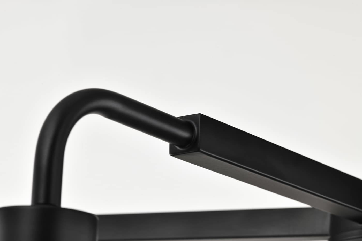 GRAYSON 5 LIGHT CHANDELIER - 60-8611