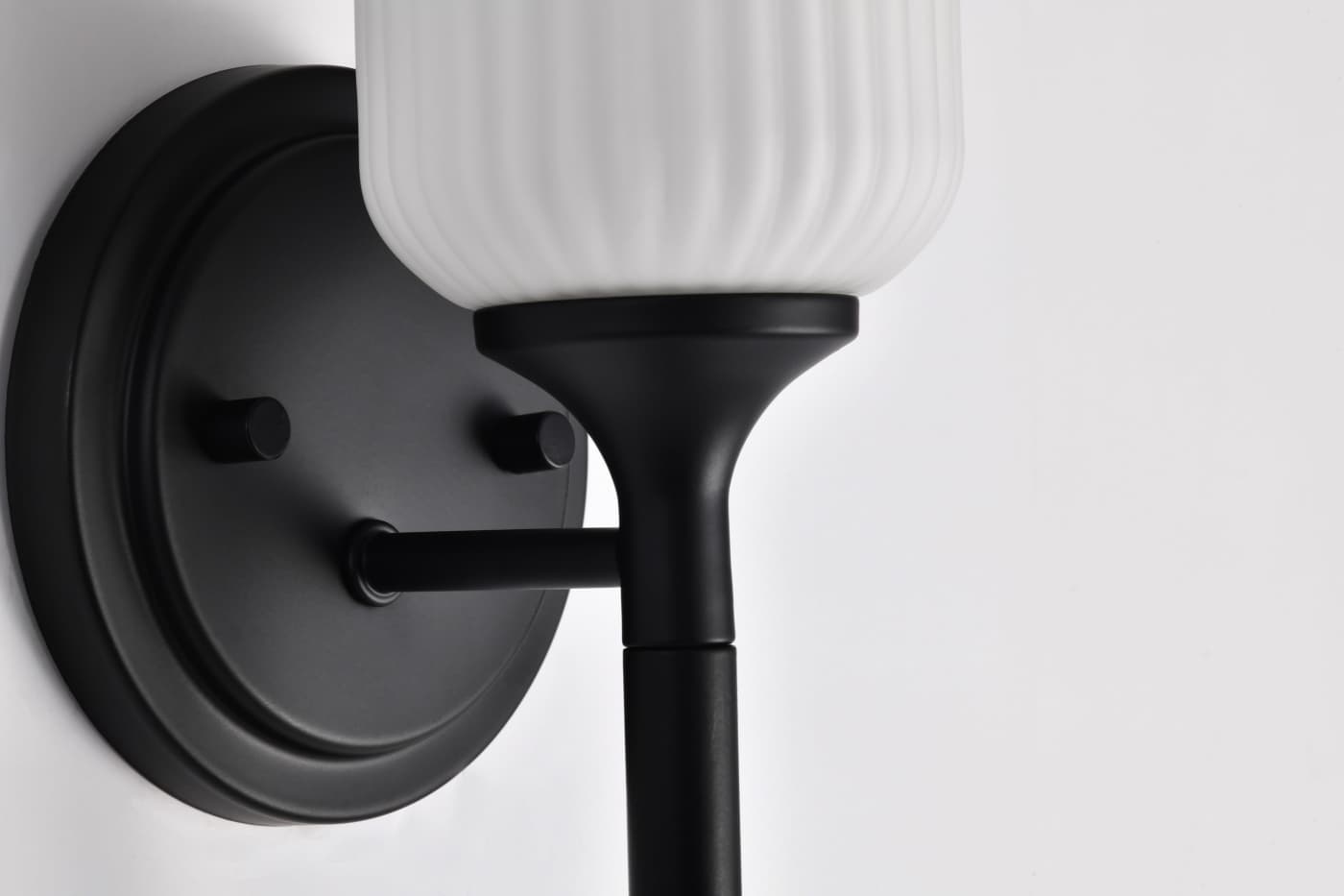 SOLARA 1 LIGHT VANITY - 60-8641