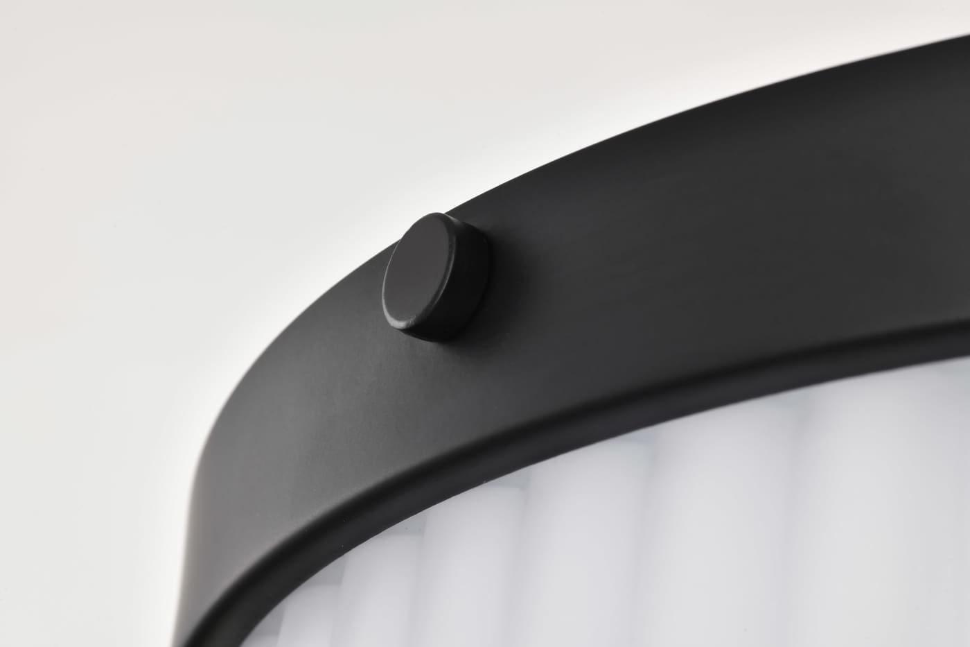 SOLARA FLUSH MOUNT - 60-8648