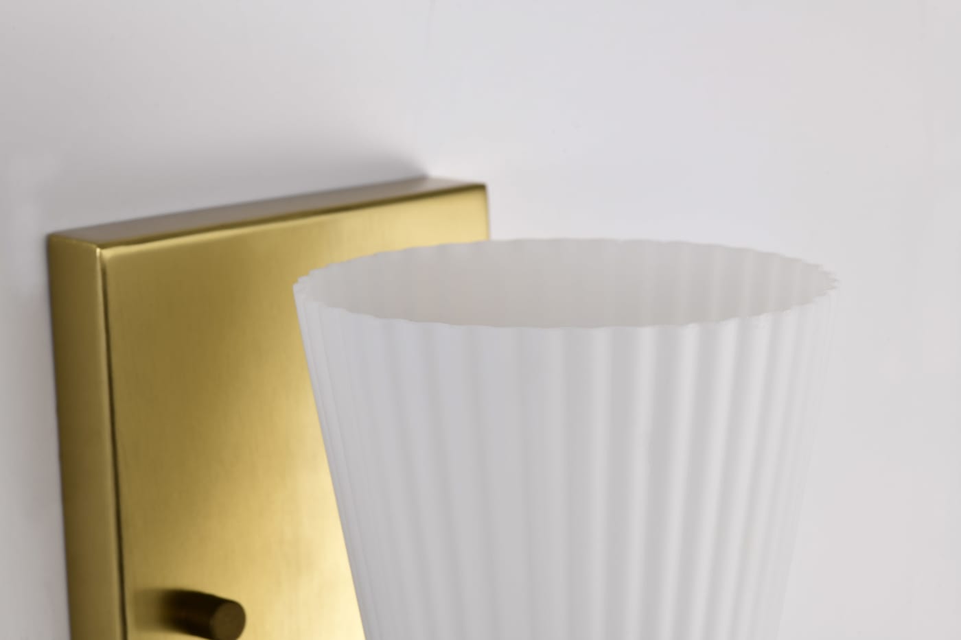 ROYALE 1 LIGHT VANITY - 60-8721