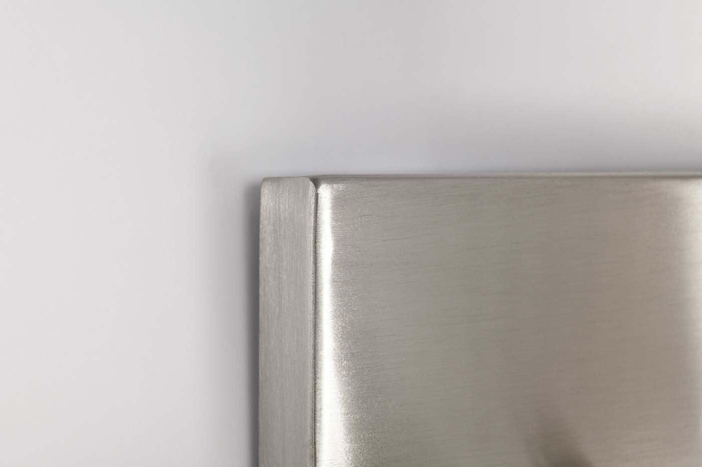 ROYALE 3 LIGHT VANITY - 60-8733