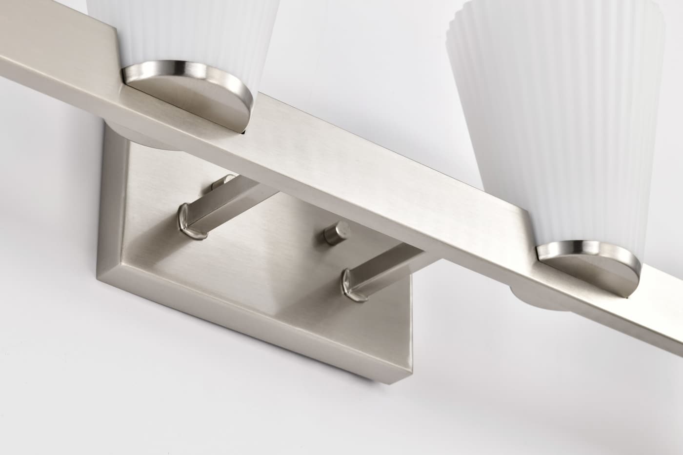 ROYALE 4 LIGHT VANITY - 60-8734