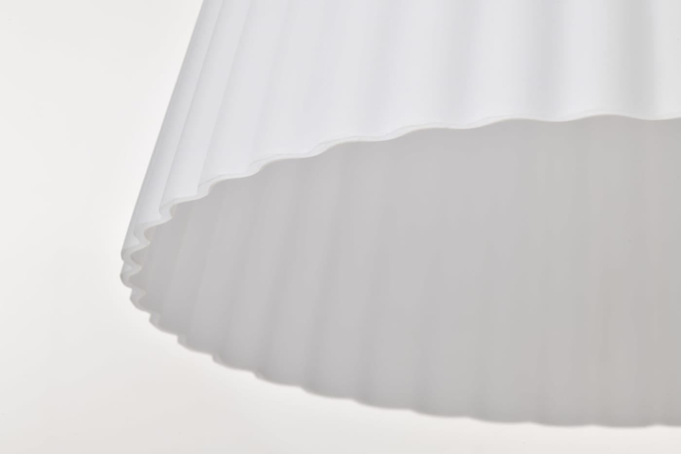 ROYALE LARGE PENDANT - 60-8738