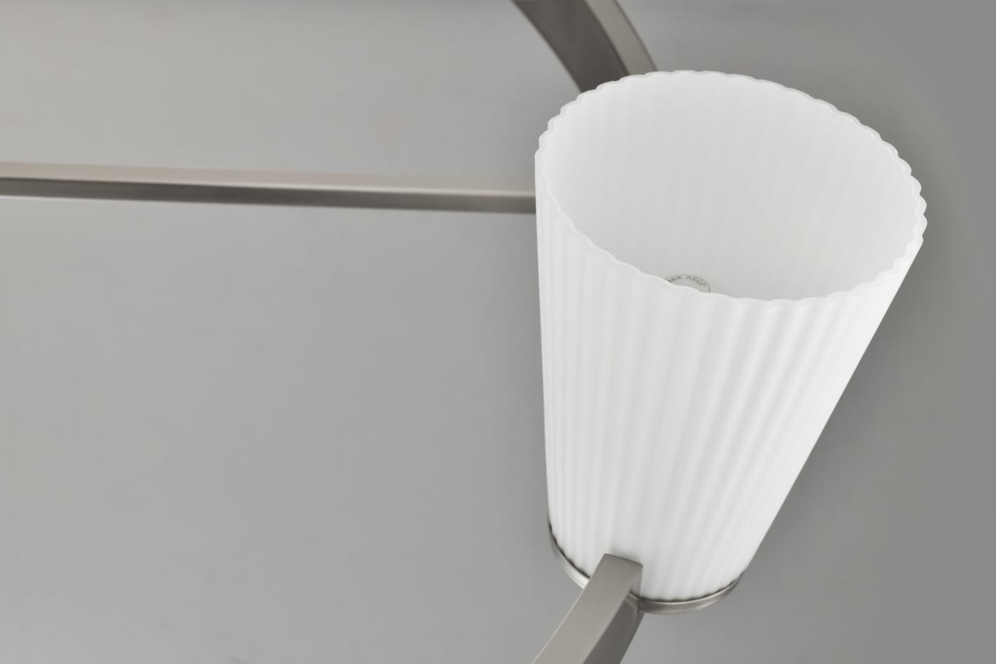 ROYALE 8 LIGHT CHANDELIER - 60-8739