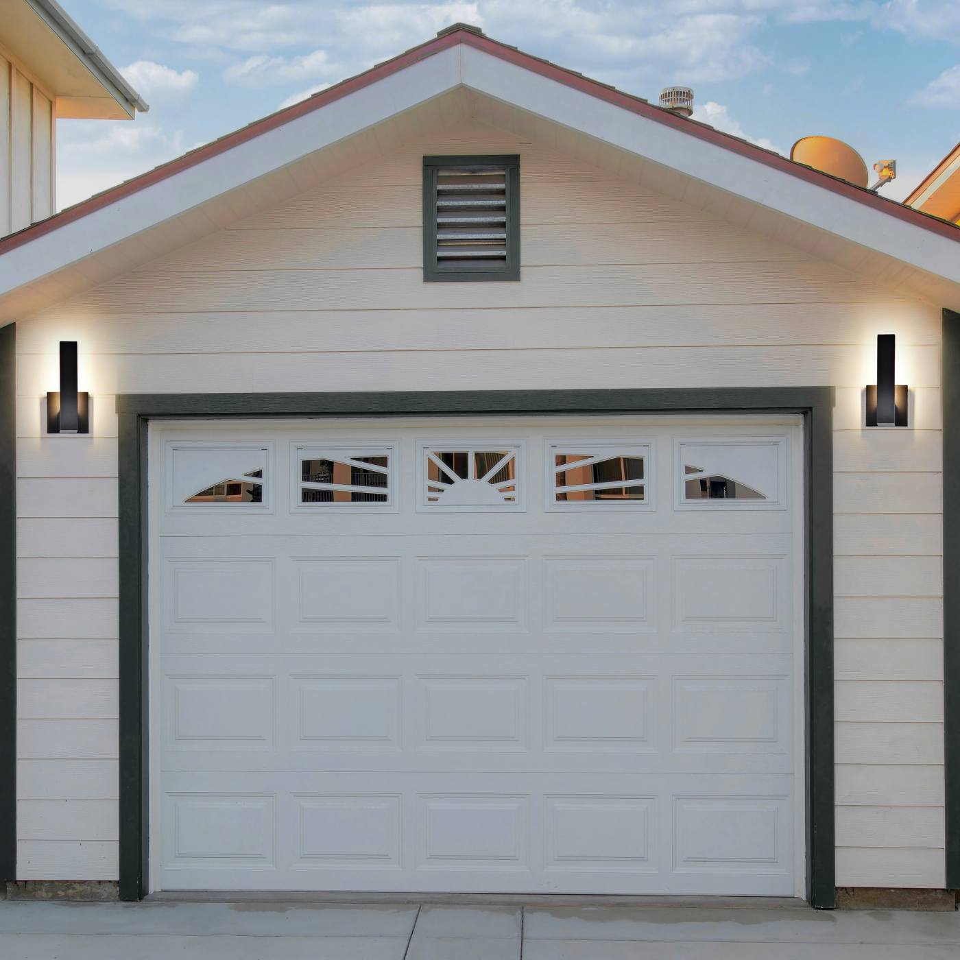 RAVEN 10" LED OUTDOOR SCONCE - 62-1425