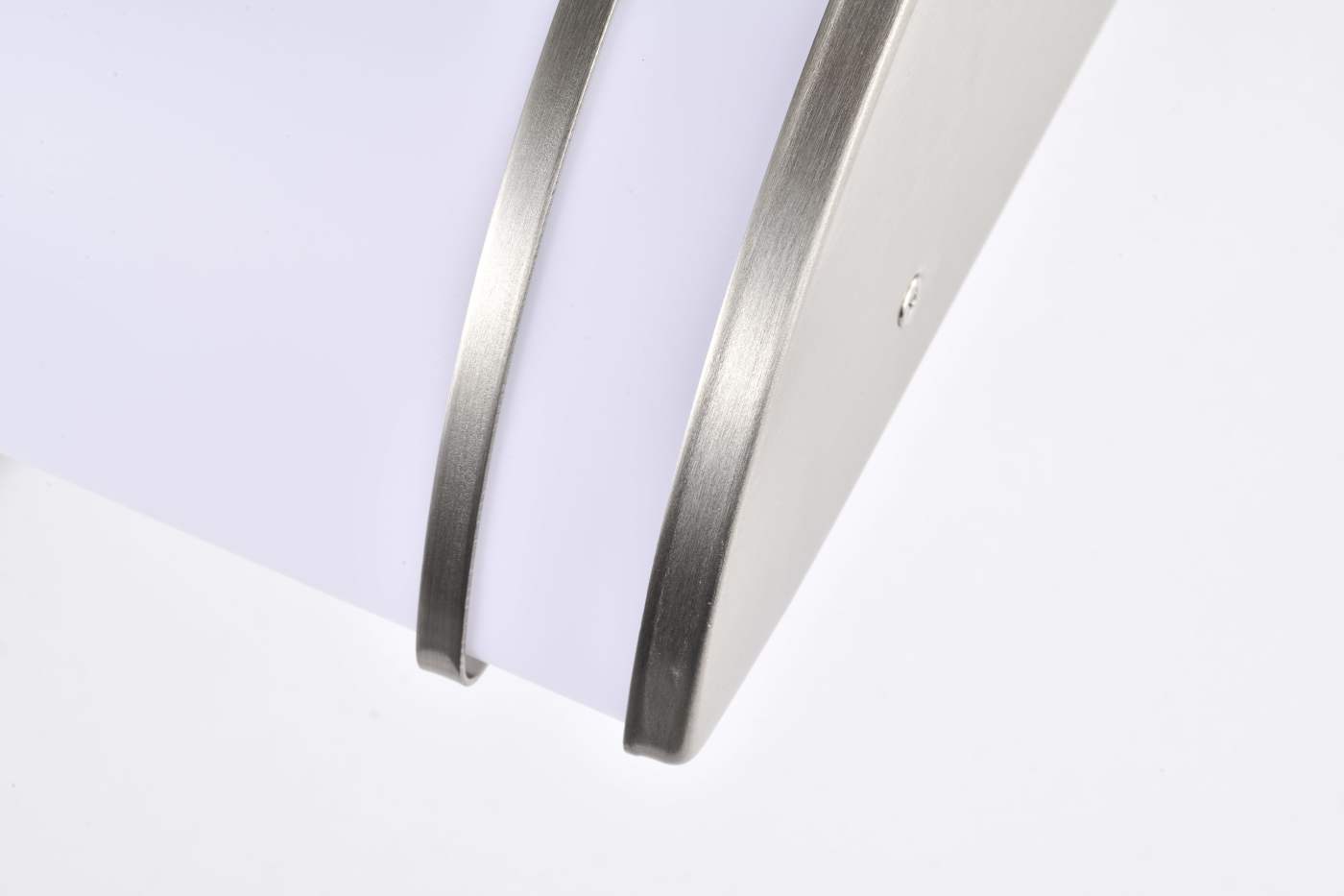 LED GLAMOUR BN 25" LINEAR - 62-1639