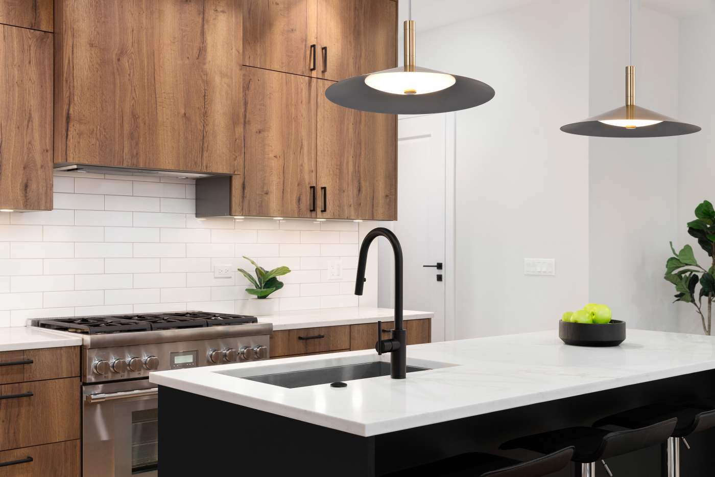 CORRINE 14" LED PENDANT - 62-2092