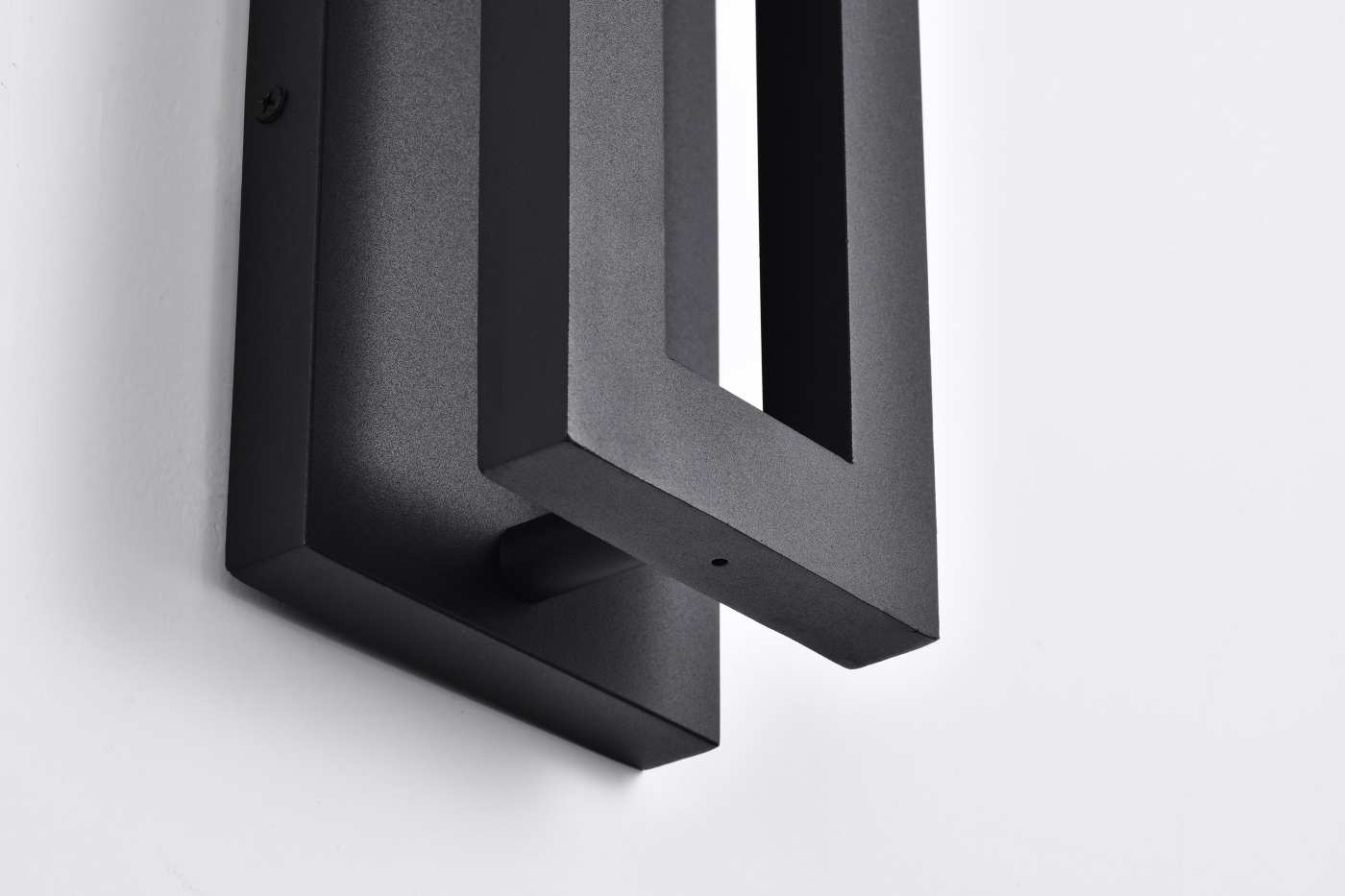 CREW 15" LED OUTDOOR SCONCE - 62-2301