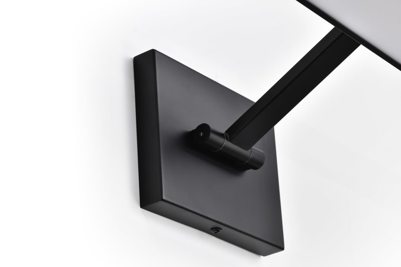 HAZEL 24" LED PICTURE LT 3 CCT - 62-2325