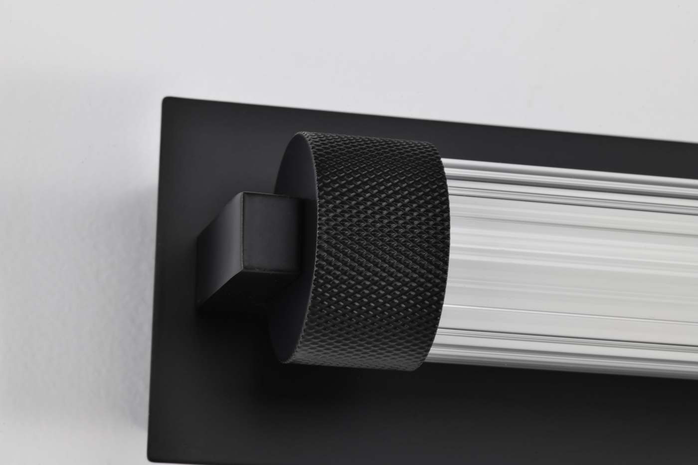 LARISSA 24" LED VANITY 3000K - 62-2385