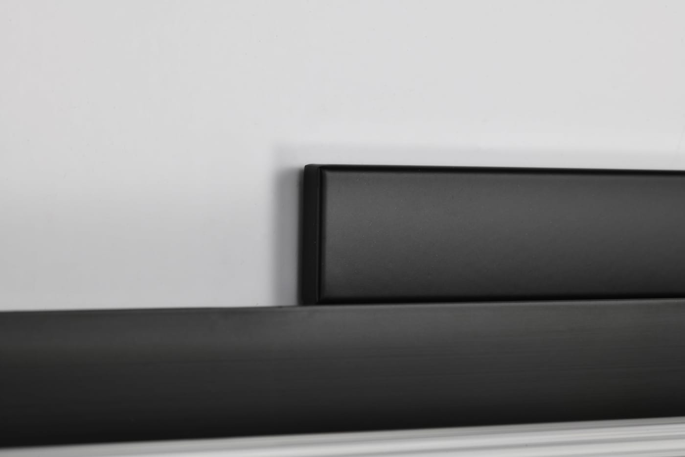 LARISSA 32" LED VANITY 3000K - 62-2390