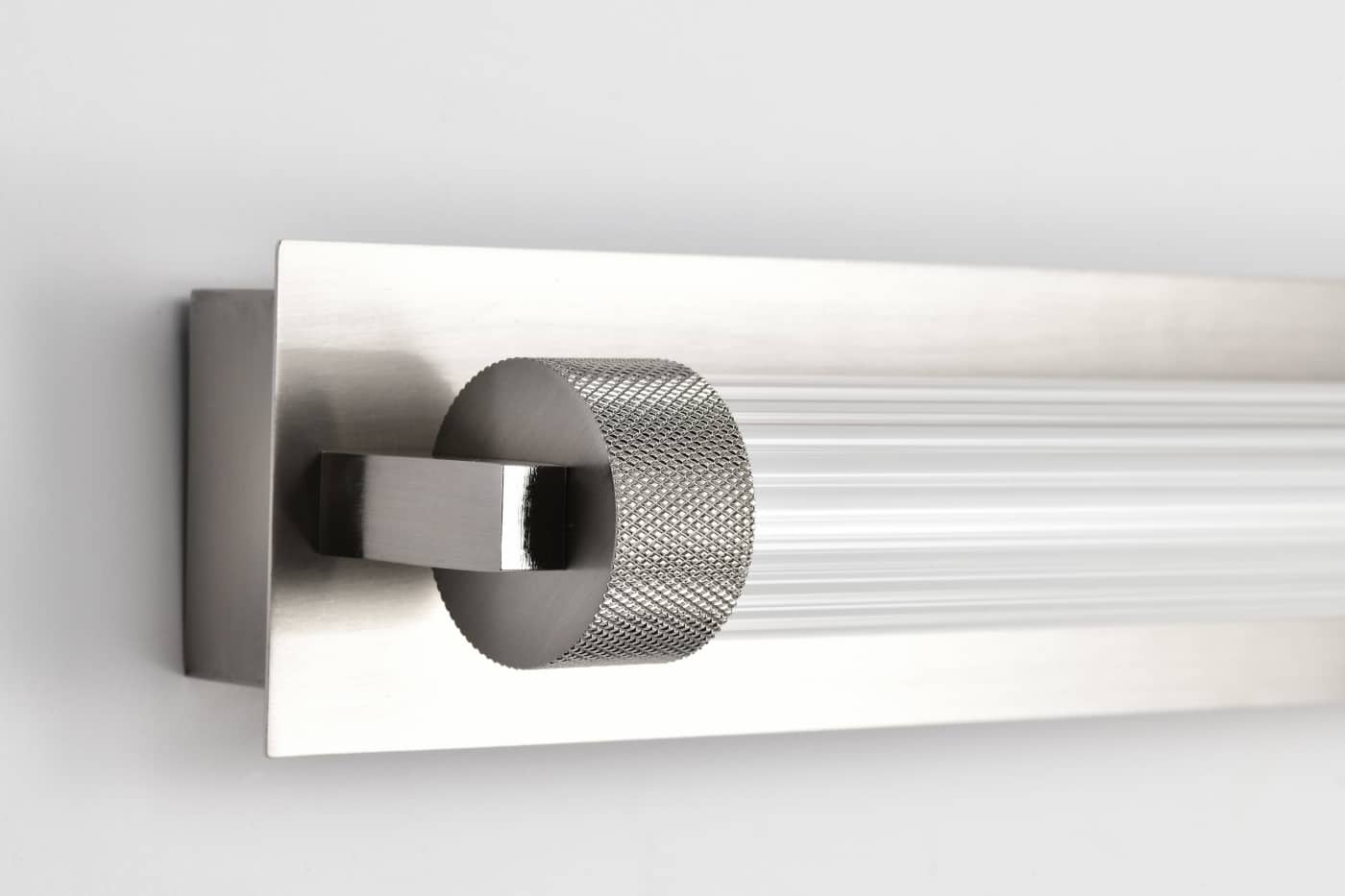 LARISSA 32" LED VANITY 3000K - 62-2391