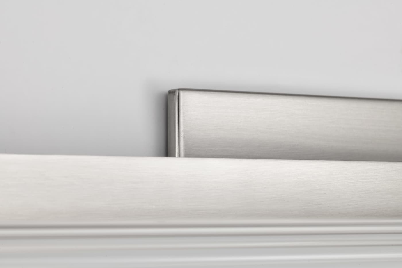 LARISSA 32" LED VANITY 3000K - 62-2391