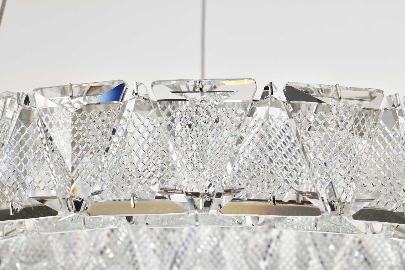 ASHER 15" ROUND CRYSTAL PENDAN - 62-2441