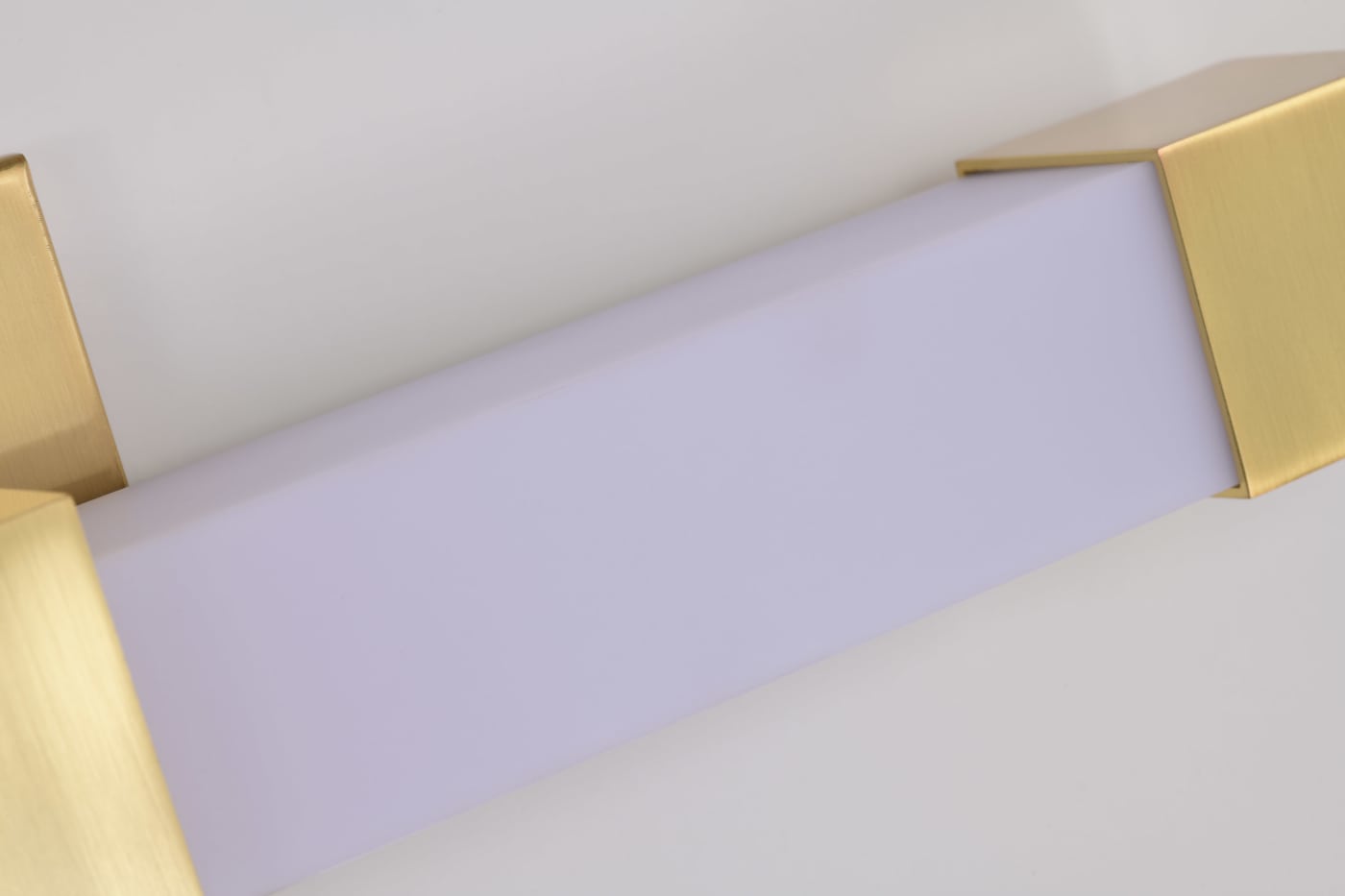 BRIGHTWYN 16" LED VANITY - 62-2630