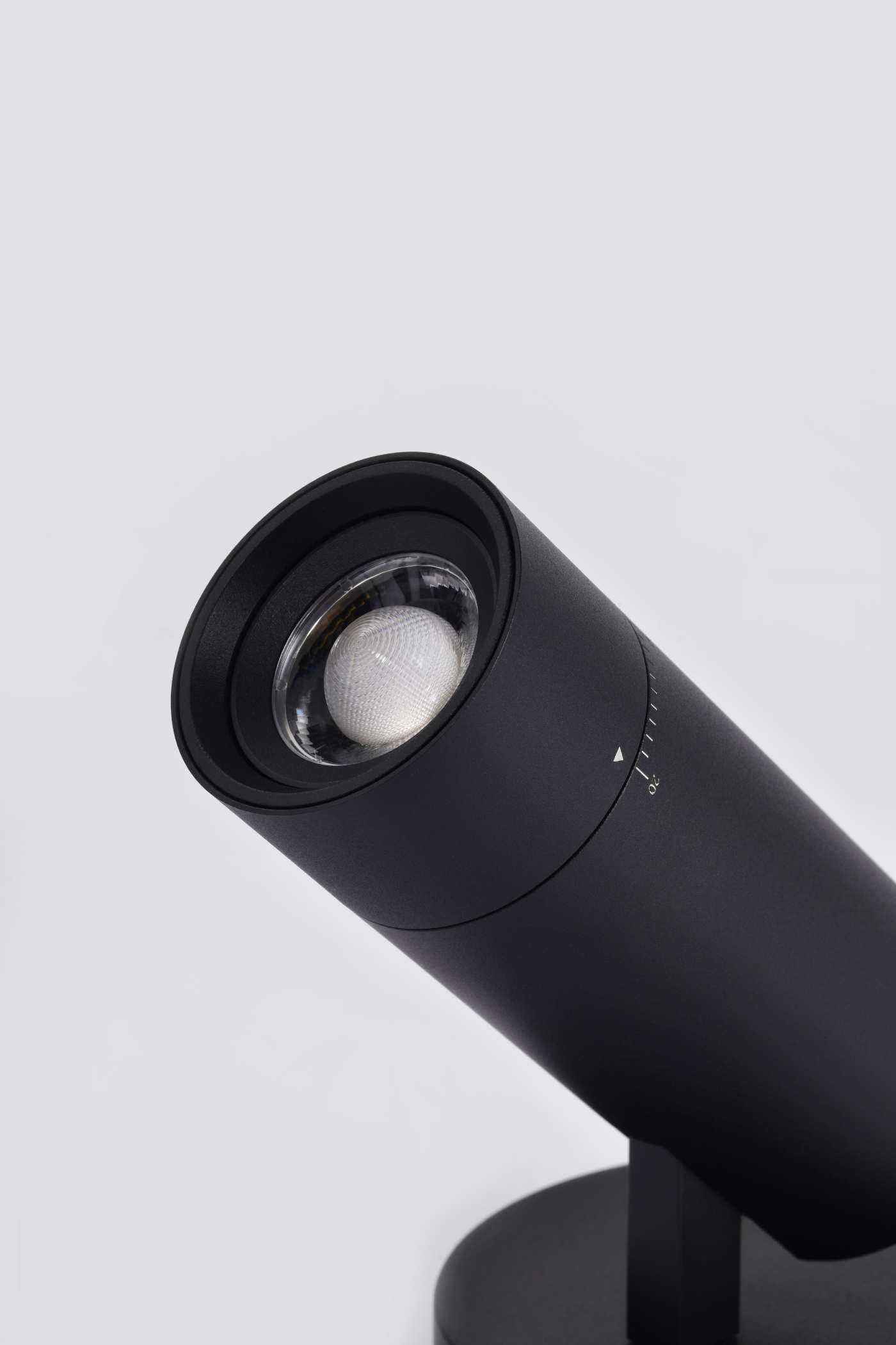 15W BEAM ADJ MONOPOINT BLK - 62-3504