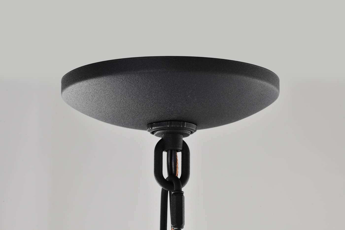 EAST RIVER 1LT OUTDOOR HANGING - 62-5944