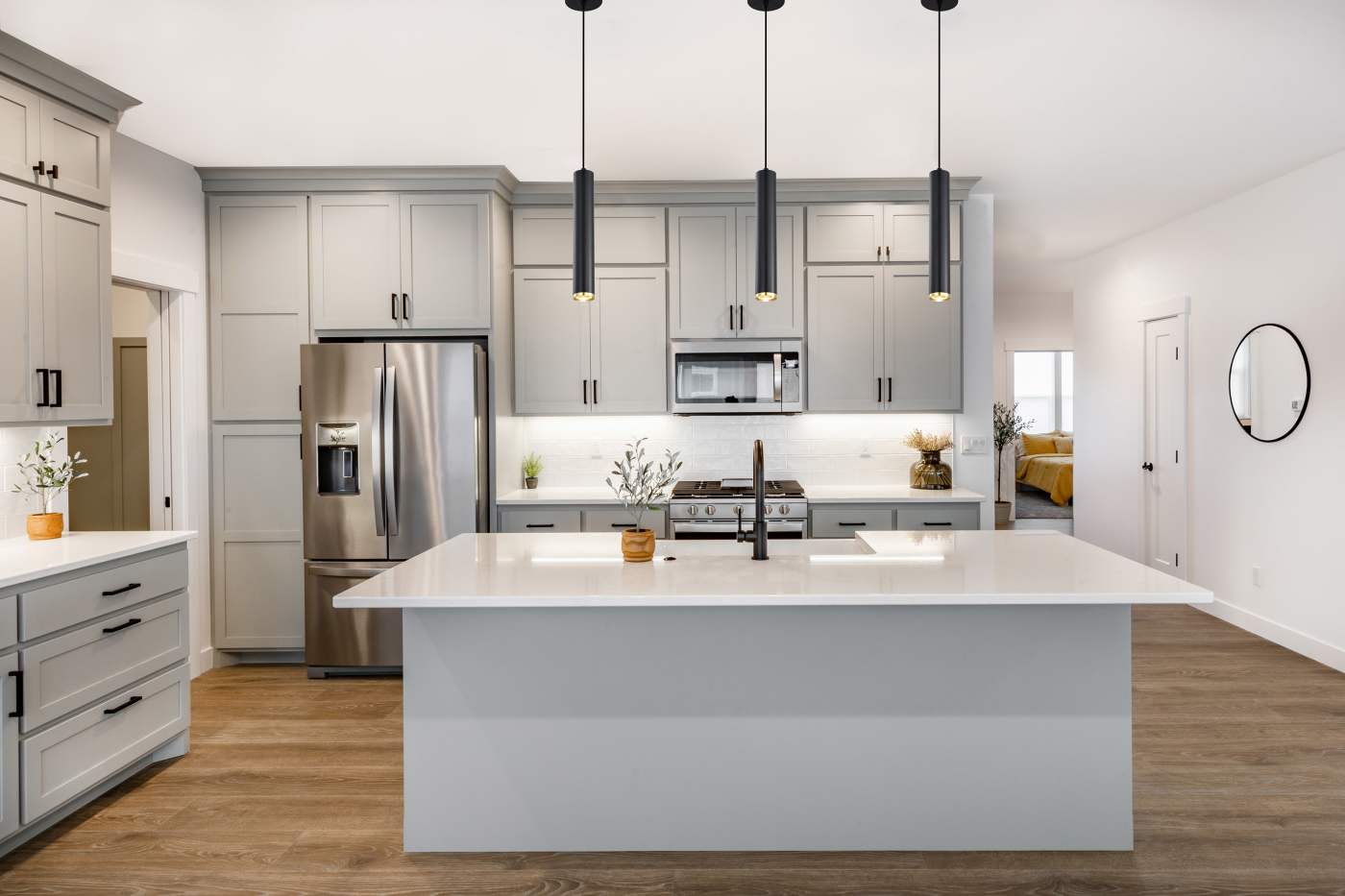 CENTURY 12W LED 16" PENDANT - 62-818