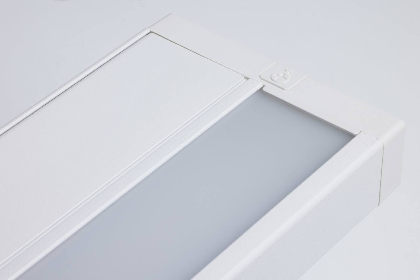 UNDER CAB LED RGB 14" - WH - 63-552