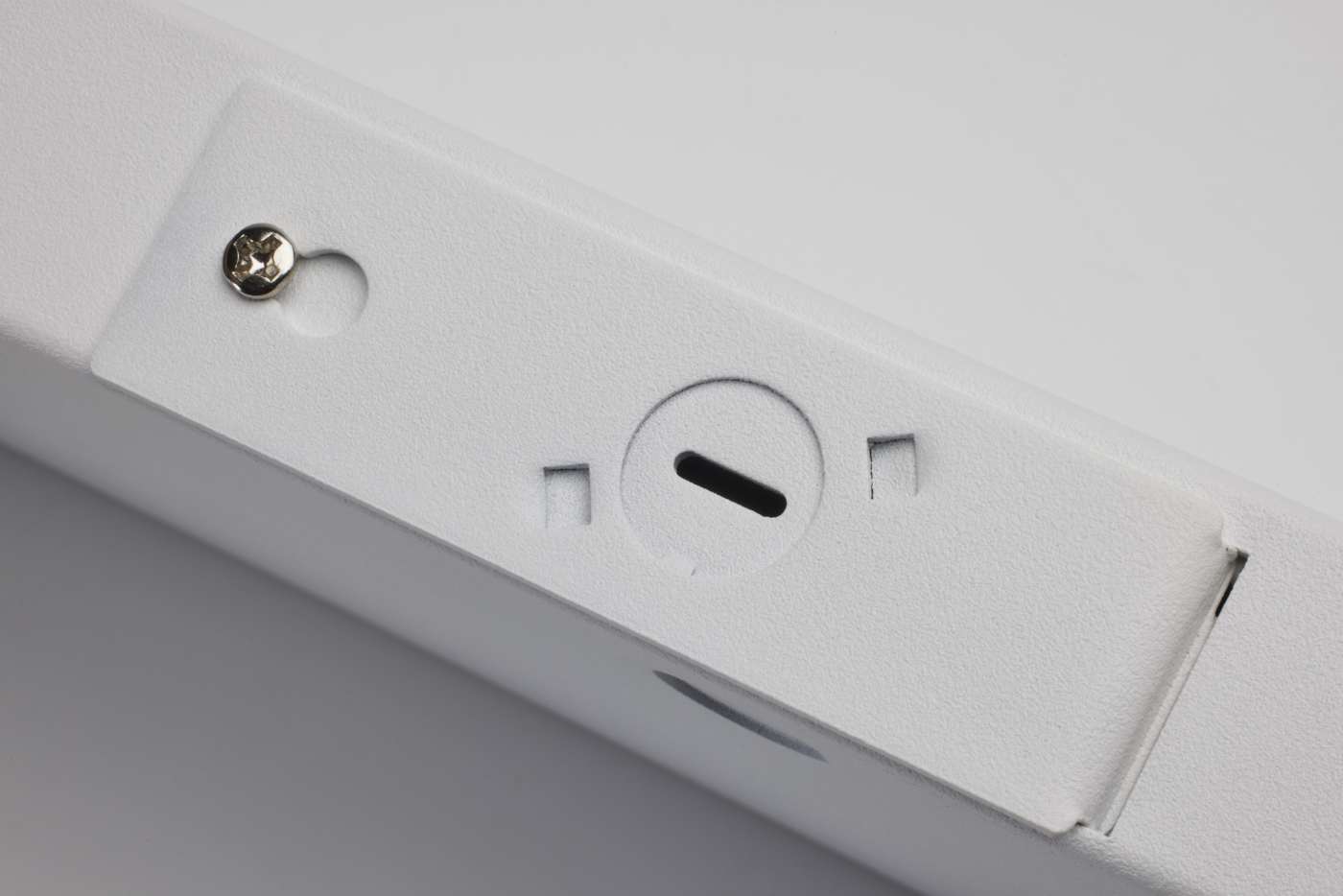 UNDER CAB LED RGB 28" - WH - 63-554