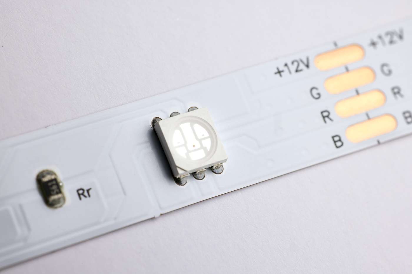 TAPE/RGB/IP20/PLUG/16' - 64-100