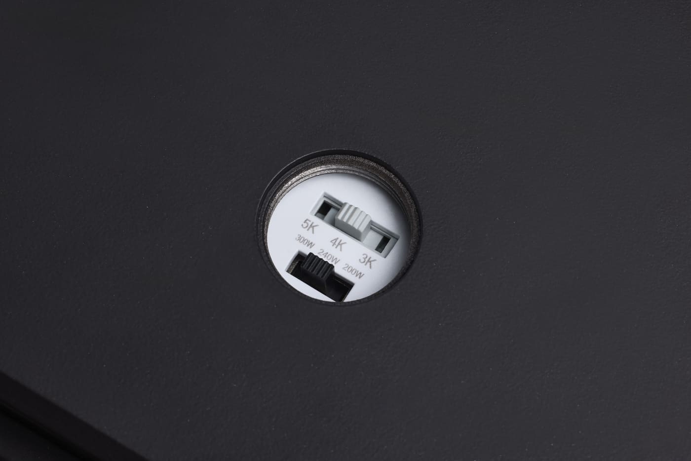 LED AREA LIGHT BRNZ 277V-480V - 65-1528