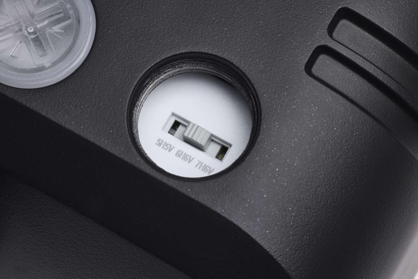 LED FLOOD LIGHT BRONZE FINISH - 65-1541