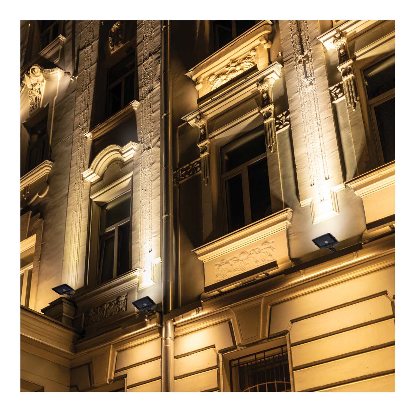 LED FLOOD LIGHT BRONZE FINISH - 65-1541