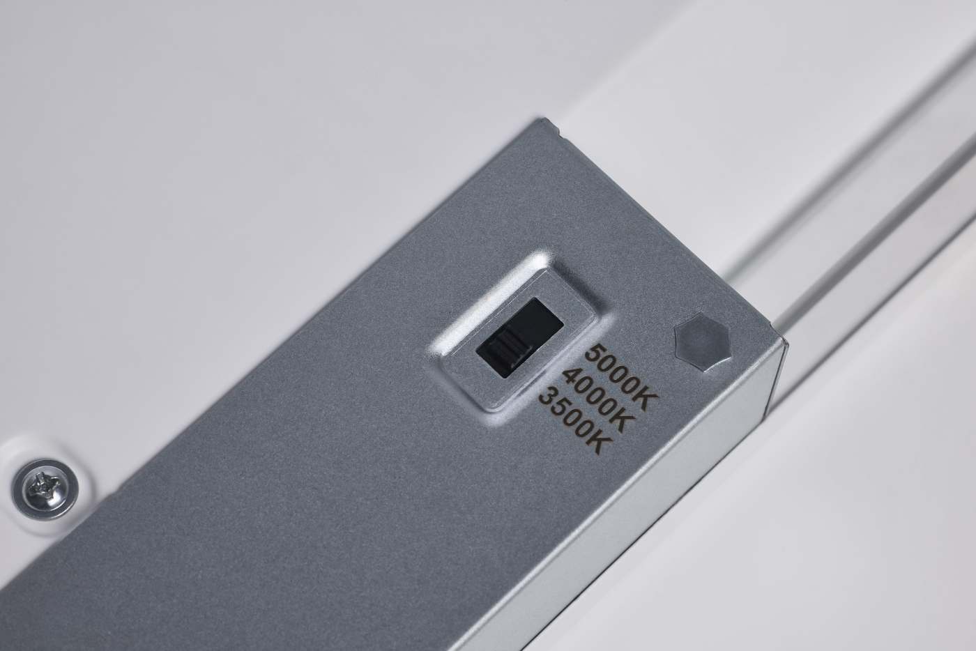 2X4 SINGLE BASKET TROFFER - 65-1601