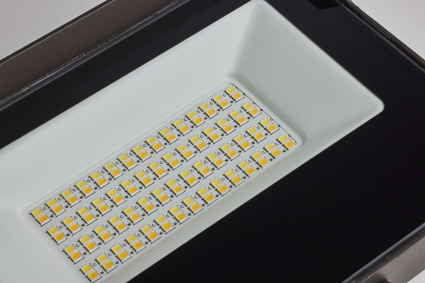 LED WATT/CCT SELECTABLE FLOOD - 65-541