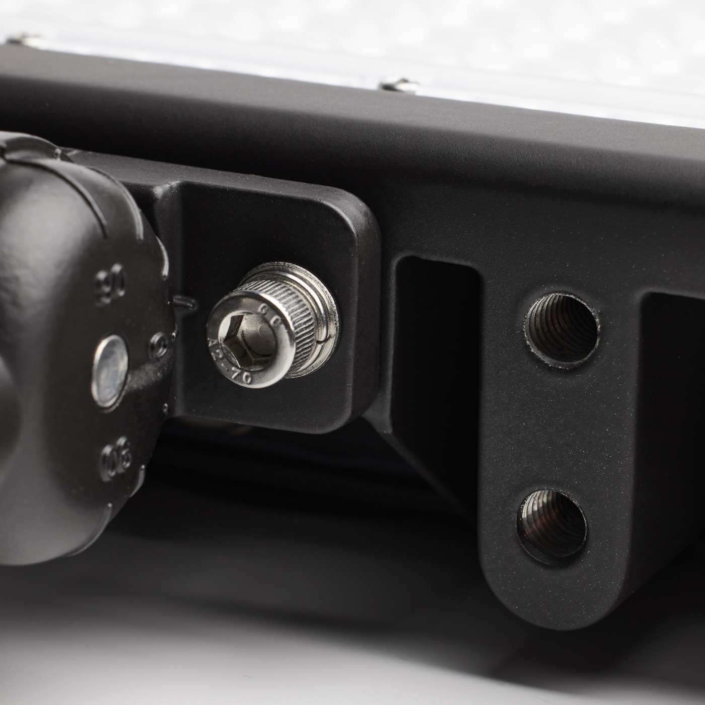 70W LED FLOOD LIGHT - 65-615