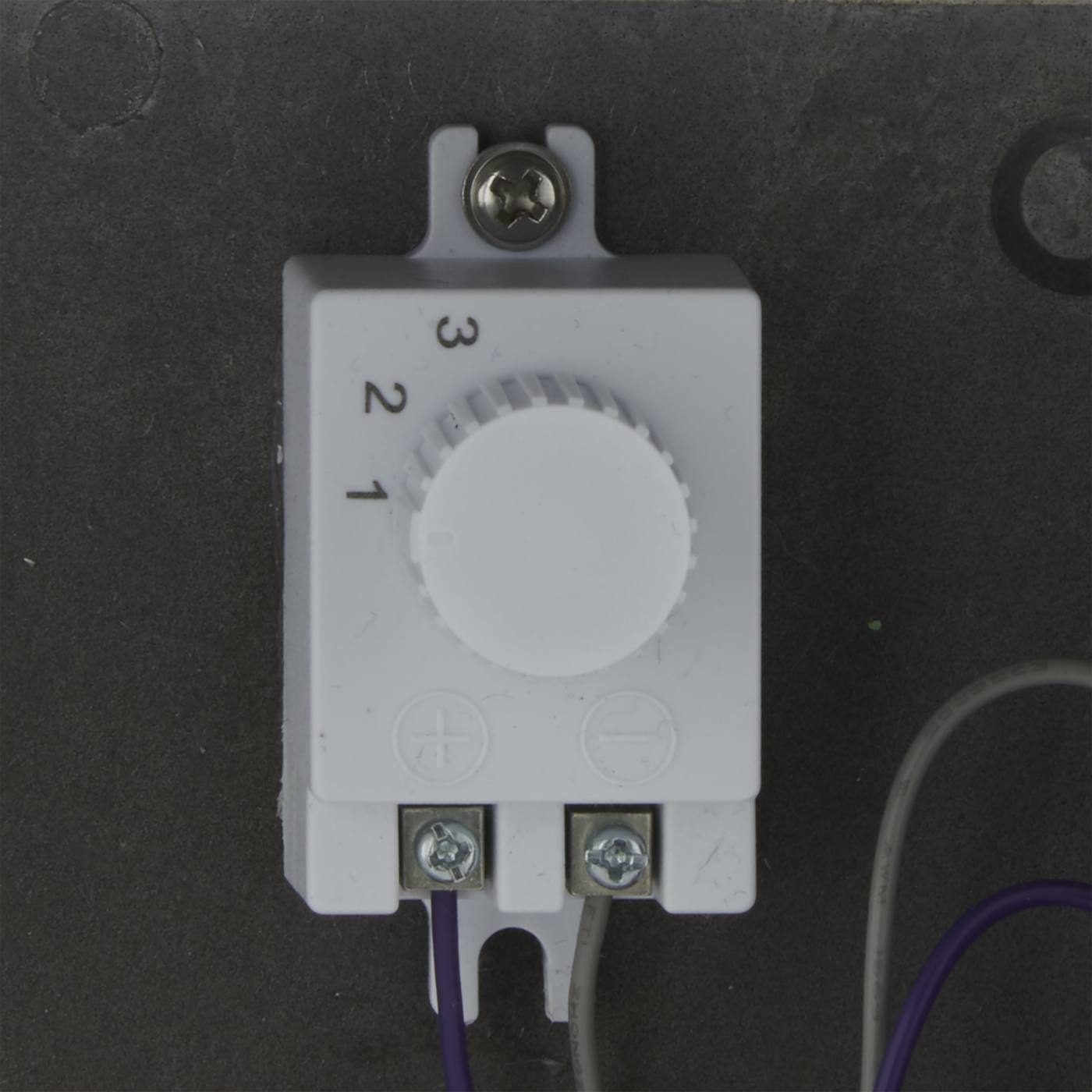 EM WALL PACK CCT & WATT ADJ - 65-754